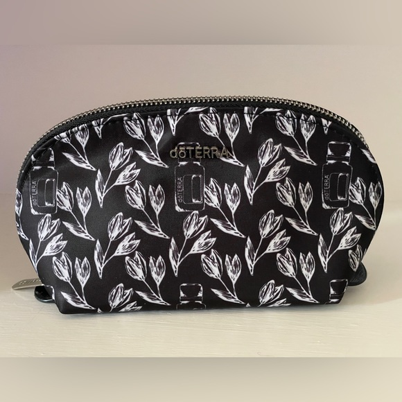 Doterra oil case bag holder color: emerald New. - Picture 7 of 11